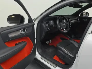 2019 Volvo XC40 с пробегом 94 364 км
