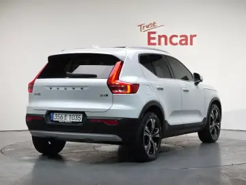 2020 Volvo XC40 с пробегом 53 393 км