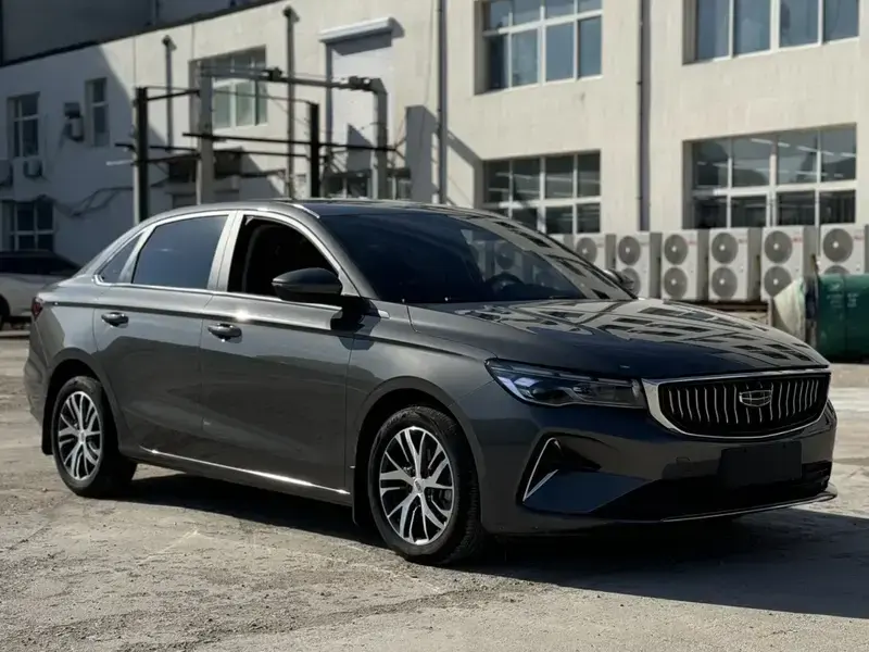 2023 Geely Classic Emgrand с пробегом 16 000 км