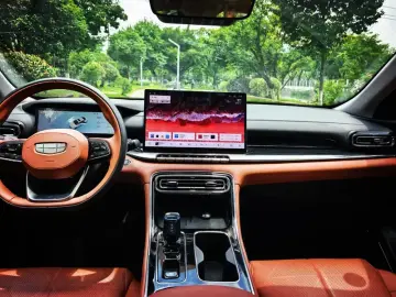 2026 Geely Classic Emgrand с пробегом 3 000 км