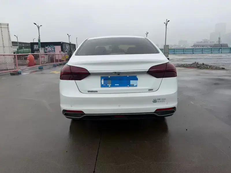 2020 Geely Classic Emgrand с пробегом 82 000 км