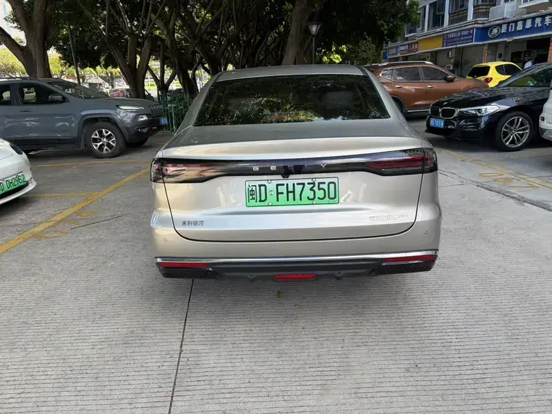 2026 Geely Galaxy Stellar 6 с пробегом 9 000 км