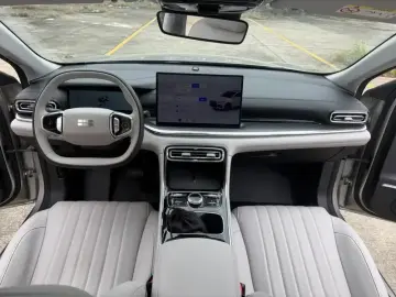 2026 Geely Galaxy Stellar 6 с пробегом 7 000 км