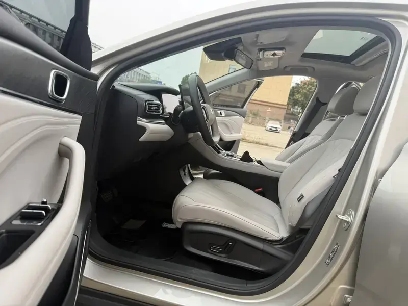 2026 Geely Galaxy Stellar 6 с пробегом 7 000 км