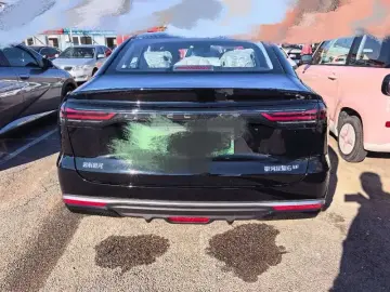 2026 Geely Galaxy Stellar 6 с пробегом 100 км