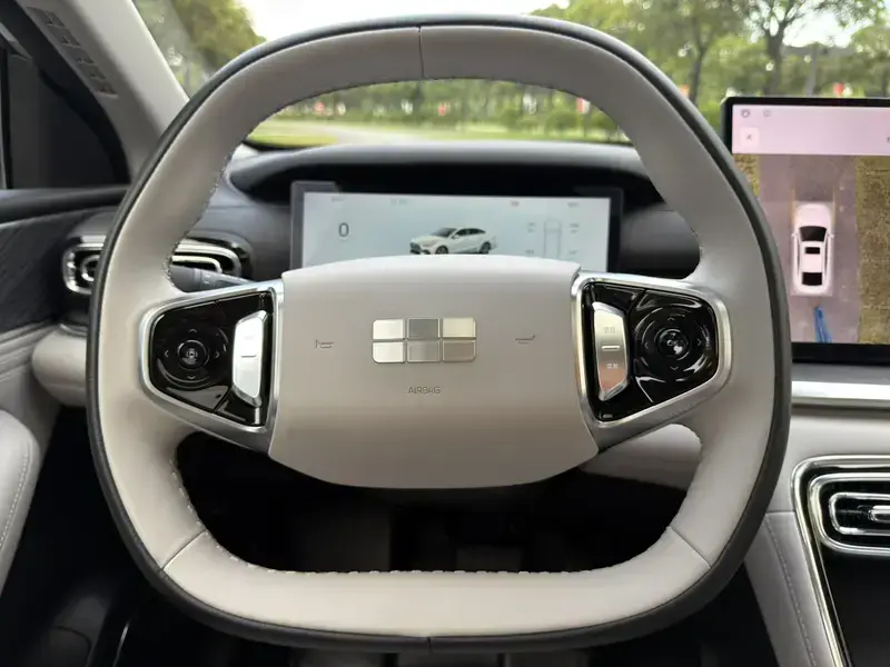 2026 Geely Galaxy Stellar 6 с пробегом 7 700 км