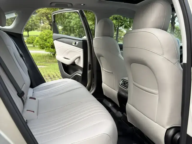 2026 Geely Galaxy Stellar 6 с пробегом 7 700 км