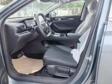 2026 Geely Galaxy Stellar 6 с пробегом 300 км