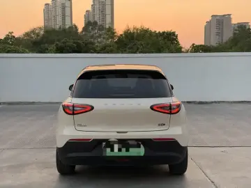 2025 Geely Starry Wish с пробегом 14 800 км