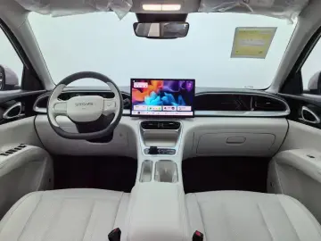 2026 Geely Starry Wish с пробегом 2 700 км