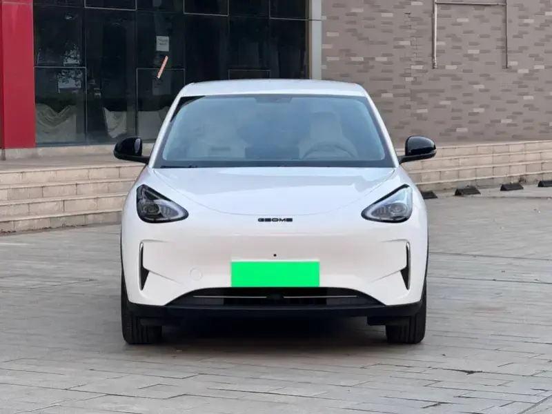 2025 Geely Starry Wish с пробегом 17 000 км