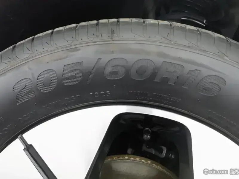 2025 Geely Starry Wish с пробегом 23 400 км