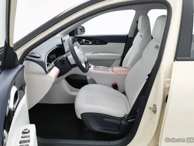 2025 Geely Starry Wish с пробегом 23 400 км