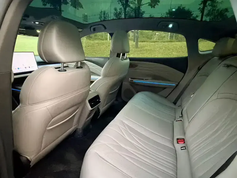 2026 Geely Galaxy Xingyao 8 с пробегом 3 300 км