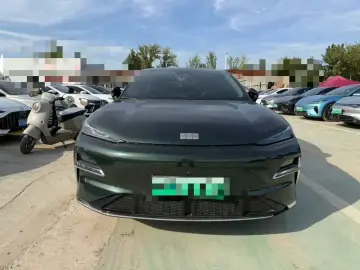 2025 Geely Galaxy Xingyao 8 с пробегом 27 600 км