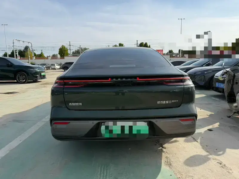 2025 Geely Galaxy Xingyao 8 с пробегом 27 600 км