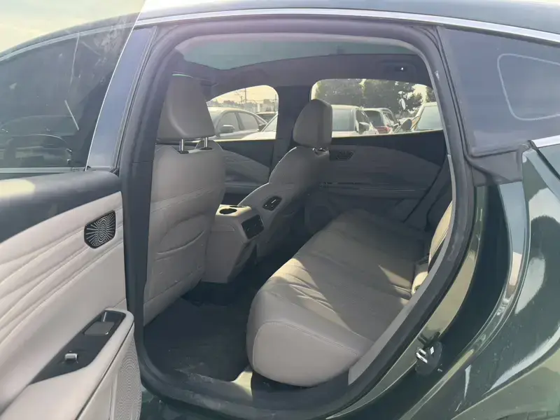 2025 Geely Galaxy Xingyao 8 с пробегом 27 600 км