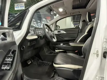 2023 Geely E Firefly с пробегом 63 000 км