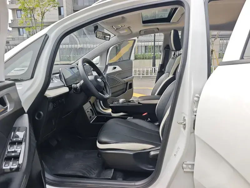 2023 Geely E Firefly с пробегом 72 000 км