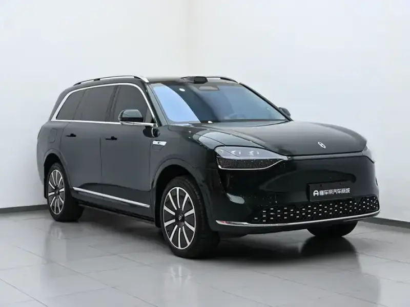 2024 Aito AITO M9 с пробегом 21 300 км
