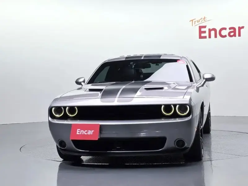 2017 Dodge Challenger с пробегом 135 387 км