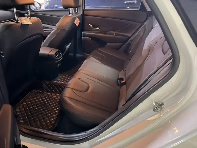 2022 Hyundai Elantra Plug-in Hybrid с пробегом 57 000 км