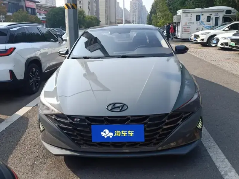 2021 Hyundai Elantra Plug-in Hybrid с пробегом 82 000 км