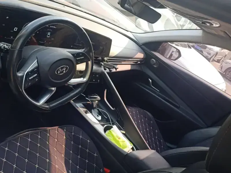 2021 Hyundai Elantra Plug-in Hybrid с пробегом 82 000 км