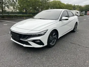 2023 Hyundai Elantra Plug-in Hybrid с пробегом 41 000 км