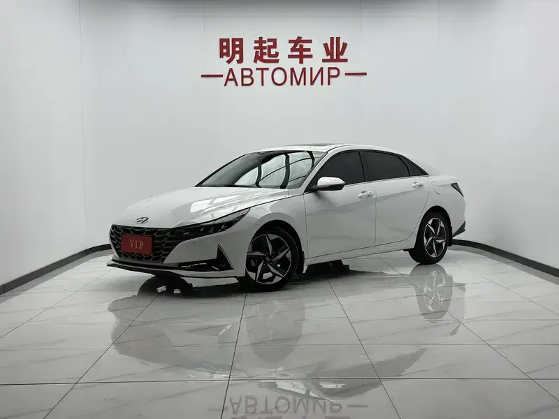 2022 Hyundai Elantra Plug-in Hybrid с пробегом 4 000 км