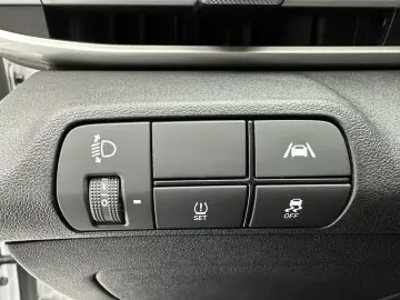 2022 Hyundai Elantra Plug-in Hybrid с пробегом 4 000 км