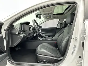 2022 Hyundai Elantra Plug-in Hybrid с пробегом 4 000 км