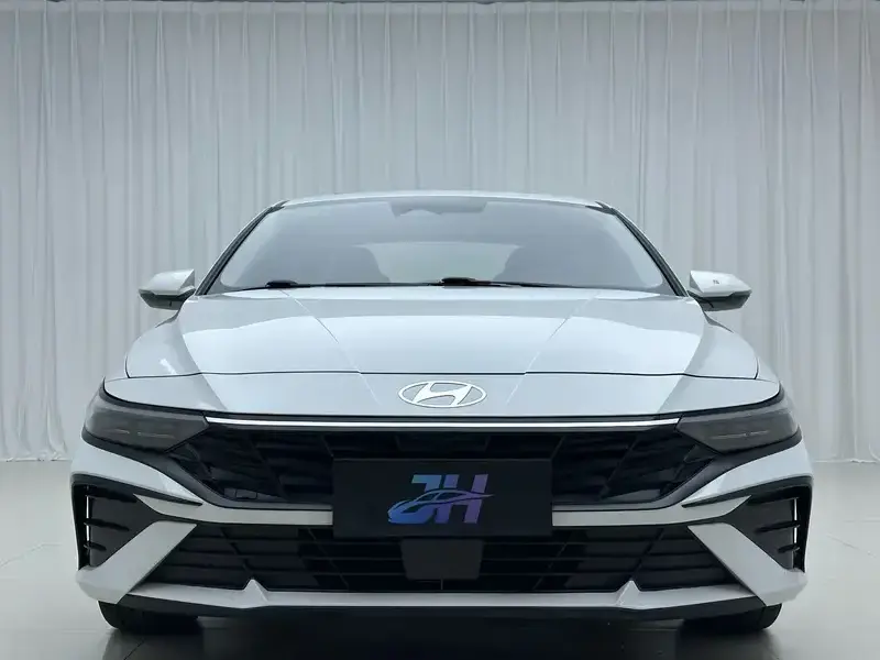 2023 Hyundai Elantra Plug-in Hybrid с пробегом 23 000 км