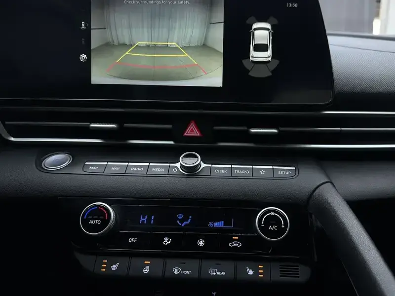 2023 Hyundai Elantra Plug-in Hybrid с пробегом 23 000 км