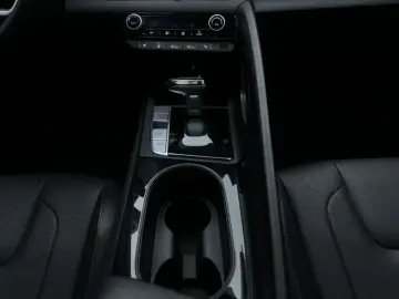 2023 Hyundai Elantra Plug-in Hybrid с пробегом 23 000 км