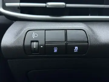 2023 Hyundai Elantra Plug-in Hybrid с пробегом 23 000 км