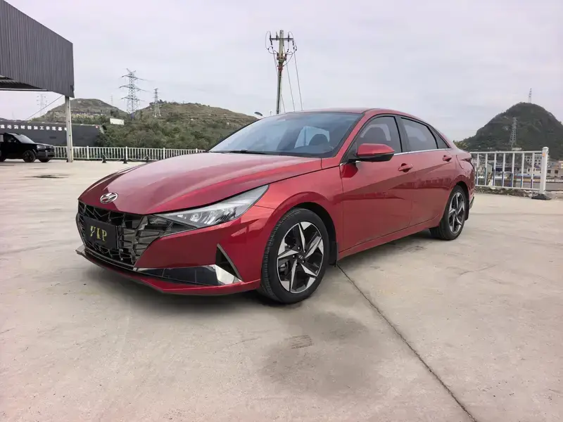 2021 Hyundai Elantra Plug-in Hybrid с пробегом 50 000 км