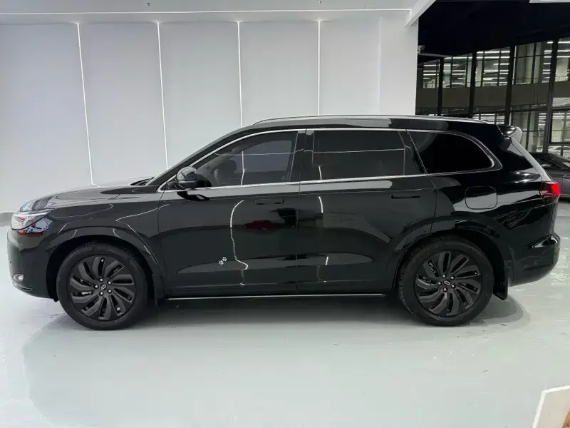 2024 Aito AITO M7 с пробегом 36 000 км