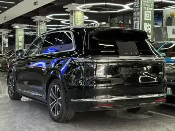 2026 Aito AITO M7 с пробегом 15 000 км