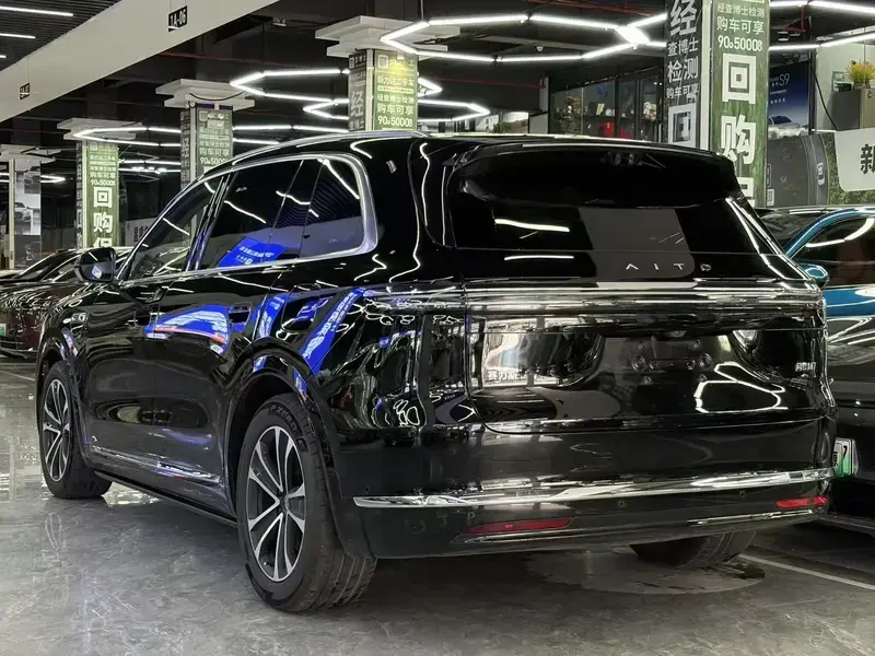 2026 Aito AITO M7 с пробегом 15 000 км