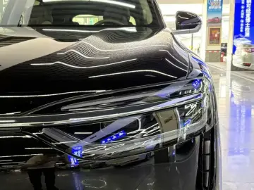 2026 Aito AITO M7 с пробегом 15 000 км