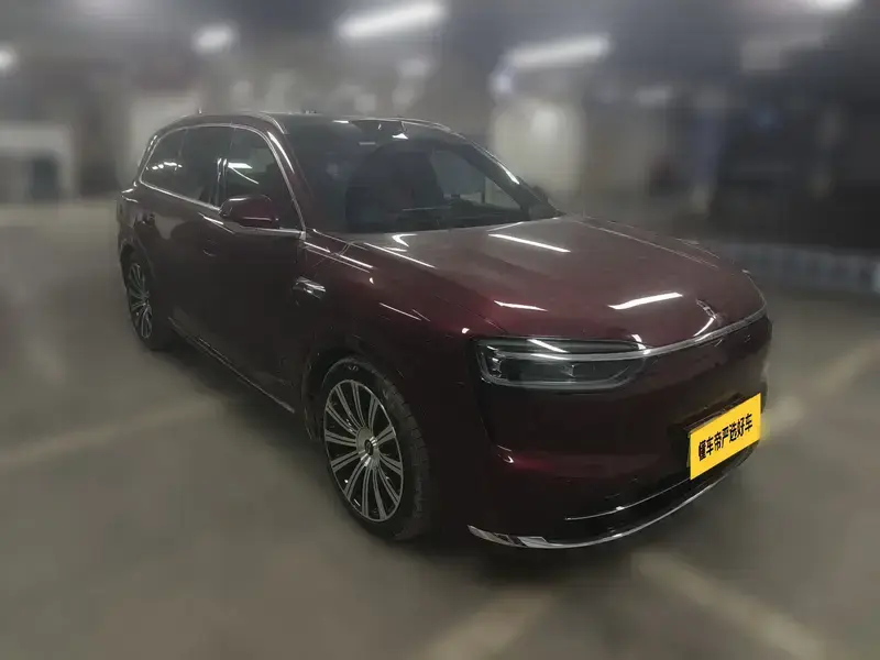 2026 Aito AITO M7 с пробегом 7 400 км