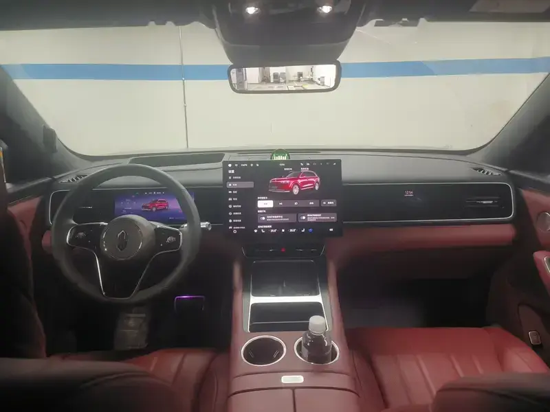 2026 Aito AITO M7 с пробегом 7 400 км