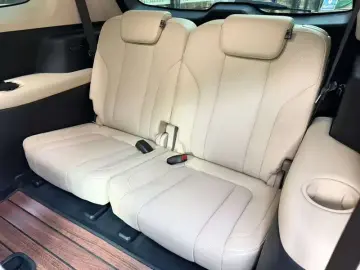 2022 Aito AITO M7 с пробегом 118 000 км
