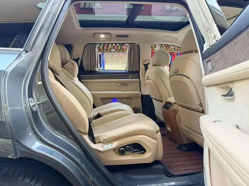 2022 Aito AITO M7 с пробегом 118 000 км