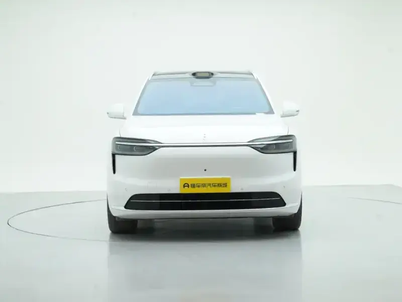 2026 Aito AITO M7 с пробегом 15 800 км
