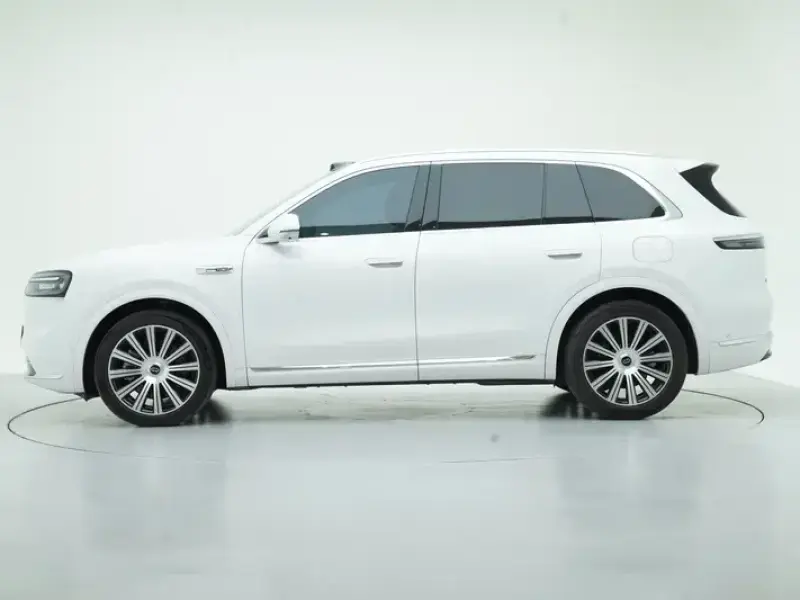 2026 Aito AITO M7 с пробегом 15 800 км