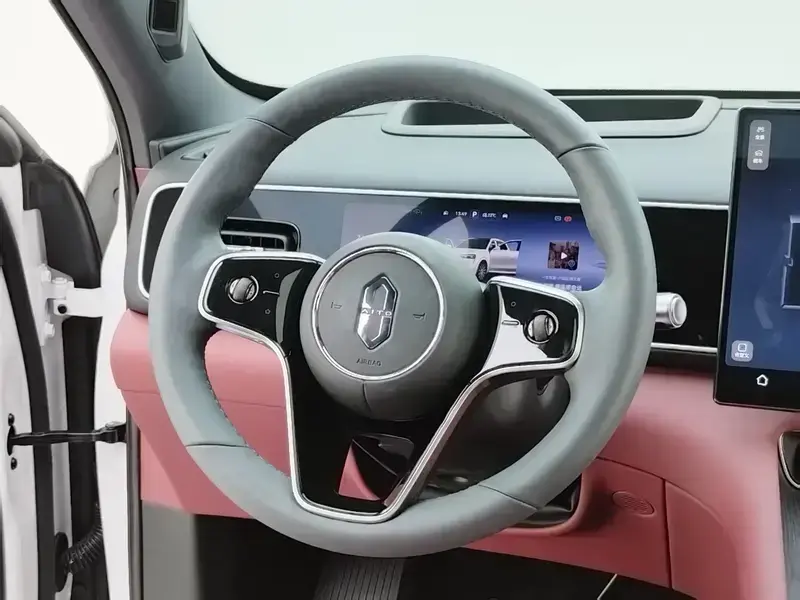 2026 Aito AITO M7 с пробегом 15 800 км