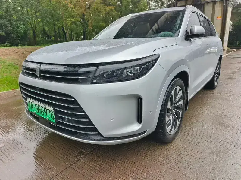 2024 Aito AITO M7 с пробегом 55 000 км
