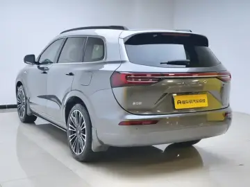 2024 Aito AITO M7 с пробегом 59 800 км